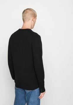 Les meilleures critiques de 🎁 Lacoste Pullover - Black 👍 -Pas Cher Lacoste Boutique 05dc746b03404a93aa2ed5fd00d91a3e