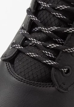 Les meilleures critiques de 🌟 Lacoste ESPARRE CHUKKA - Baskets Montantes - Black ❤️ -Pas Cher Lacoste Boutique 0641d72988b64e3ea4b1e384edda3023