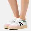Le moins cher 🔥 Lacoste Baskets Basses - Off-white/green ✨