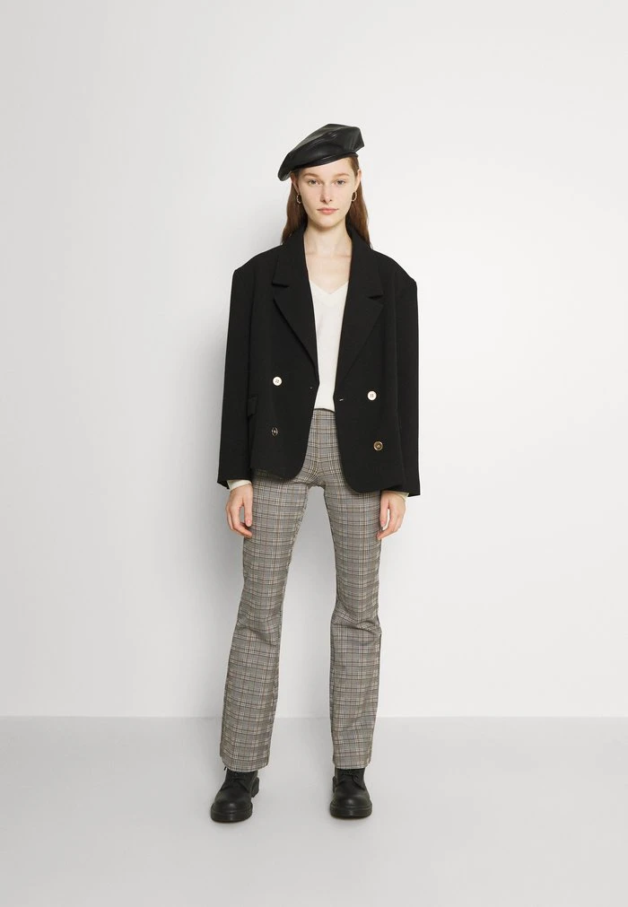 Les meilleures critiques de 🛒 Lacoste Pullover - Weiß ✨ 2 Les meilleures critiques de 🛒 Lacoste Pullover - Weiß ✨ – Image 2