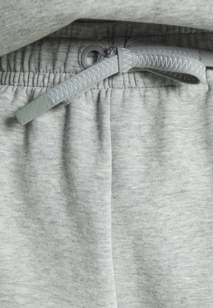 Meilleure vente 😀 Lacoste EXCLUSIVE - Short - Silver Chine ❤️ 7 Meilleure vente 😀 Lacoste EXCLUSIVE - Short - Silver Chine ❤️ – Image 7