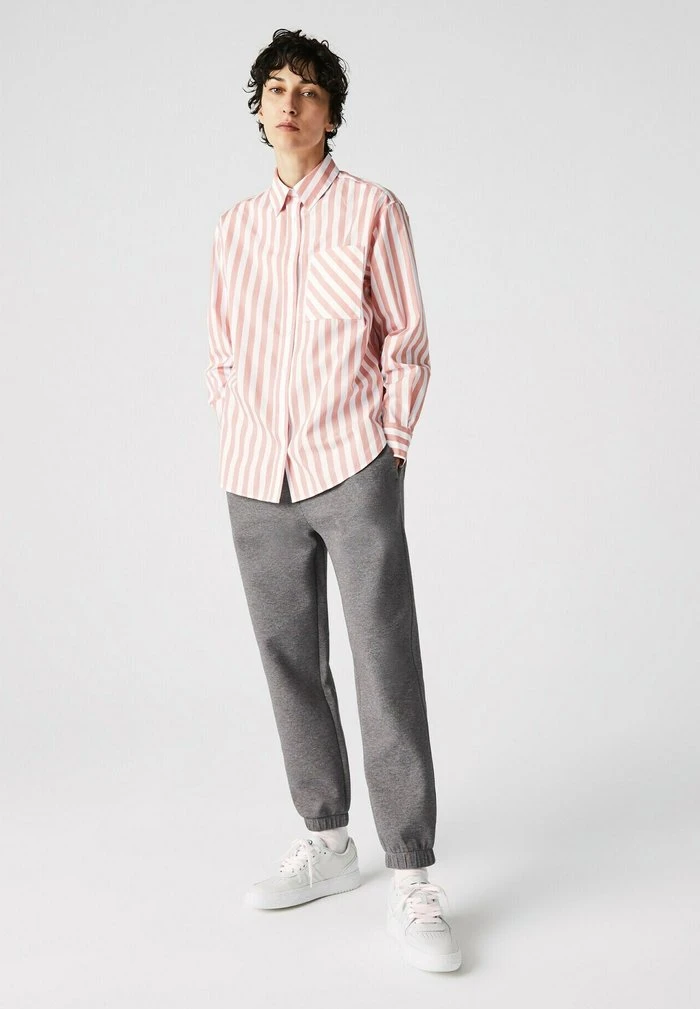 Budget ❤️ Lacoste Pantalon De Survêtement - Gris Chine ⭐ 1 Budget ❤️ Lacoste Pantalon De Survêtement - Gris Chine ⭐