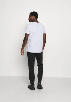 Vente flash ✔️ Lacoste Pantalon De Survêtement - Black 😉 -Pas Cher Lacoste Boutique 1c0ab48b01bf4c07b91f2f844d95ba2a