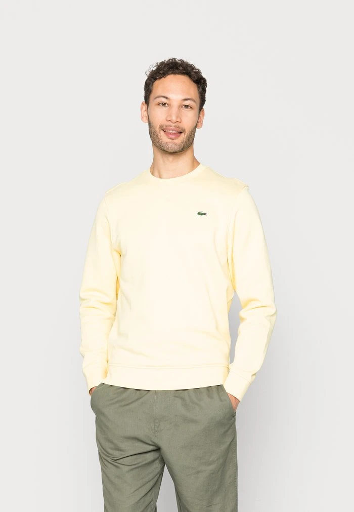 Tout neuf 🔥 Lacoste Sweatshirt - Jaune ✨ 1 Tout neuf 🔥 Lacoste Sweatshirt - Jaune ✨