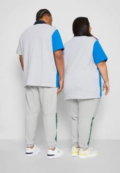 Les meilleures critiques de ✔️ Lacoste UNISEX - Pantalon De Survêtement - Silver Chine/blue Royal/green 🤩 -Pas Cher Lacoste Boutique 2a4cc8b4824f459e8c095f54ebdcf617