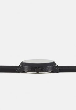 Meilleur prix 🧨 Lacoste CASA BEZEL EXCLUSIVE - Montre - Black ❤️ -Pas Cher Lacoste Boutique 2bccefaa92dd41d98fa920b738fde002