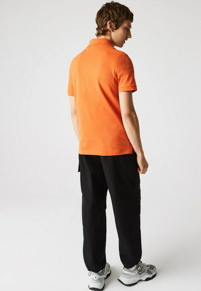 Les meilleures critiques de ✨ Lacoste Polo - Orange ✨ 3 Les meilleures critiques de ✨ Lacoste Polo - Orange ✨ – Image 3