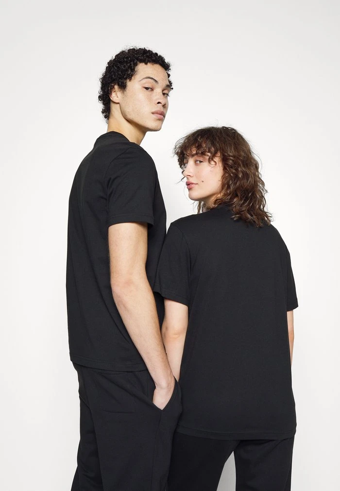 Bon marché ⌛ Lacoste UNISEX EXCLUSIVE - T-shirt Basique - Black ✔️ 3 Bon marché ⌛ Lacoste UNISEX EXCLUSIVE - T-shirt Basique - Black ✔️ – Image 3