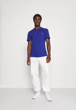 Sortie ⭐ Lacoste T-shirt Basique - Cosmique ❤️ -Pas Cher Lacoste Boutique 45aef9c99ba74ac6b0cd2e6deb18d5f0