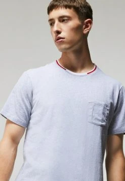 Meilleur prix ⭐ Lacoste Haut De Pyjama - Gris Chine 🔔 8 Meilleur prix ⭐ Lacoste Haut De Pyjama - Gris Chine 🔔 -Pas Cher Lacoste Boutique 60d9228f67de44e28b125e65d4428cee