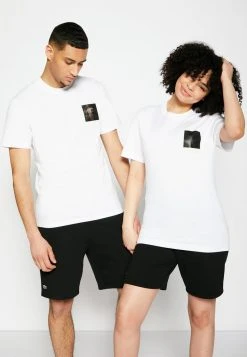 Bon marché 😀 Lacoste POLAROID UNISEX - T-shirt Imprimé - White ✔️
