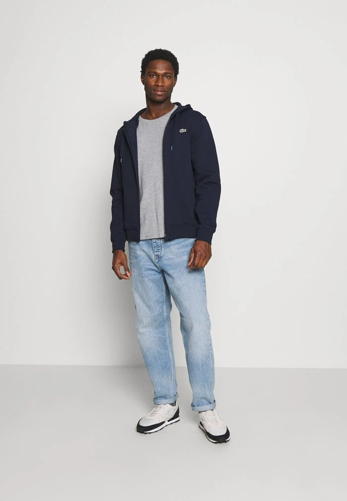 Bon marché ❤️ Lacoste PLUS - Sweat à Capuche Zippé - Navy Blue ❤️ 2 Bon marché ❤️ Lacoste PLUS - Sweat à Capuche Zippé - Navy Blue ❤️ – Image 2