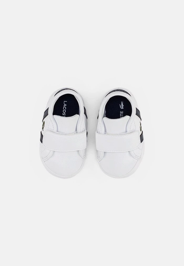 Acheter 🌟 Lacoste SIDELINE CRIB CUB - Chaussons Pour Bébé - White/navy 👏 4 Acheter 🌟 Lacoste SIDELINE CRIB CUB - Chaussons Pour Bébé - White/navy 👏 – Image 4