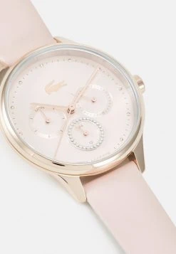 Coupon ✨ Lacoste BIRDIE - Montre à Aiguilles - Pink 😍 7 Coupon ✨ Lacoste BIRDIE - Montre à Aiguilles - Pink 😍 -Pas Cher Lacoste Boutique 6f8f4cd0cbfc4b4da4dec1bbc724845e