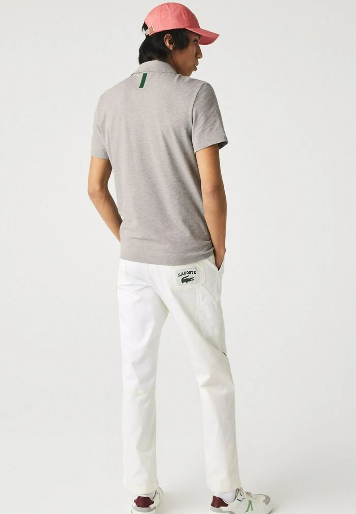 Le moins cher 👏 Lacoste Polo - Gris Chine 😉 3 Le moins cher 👏 Lacoste Polo - Gris Chine 😉 – Image 3