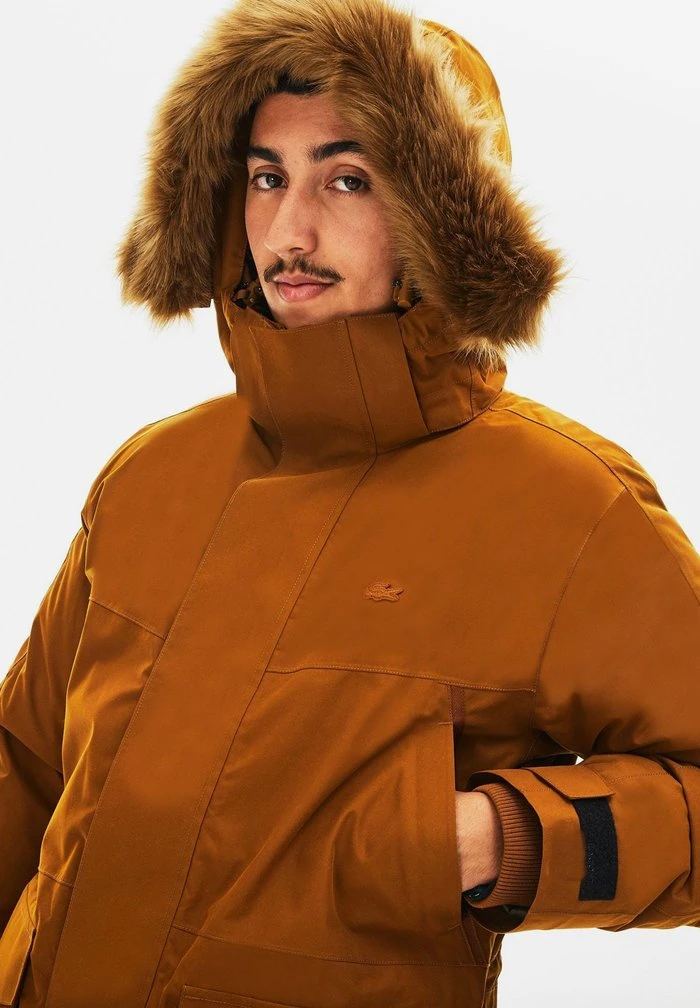 Acheter 🌟 Lacoste Doudoune - Marron / Vert Kaki ⭐ 2 Acheter 🌟 Lacoste Doudoune - Marron / Vert Kaki ⭐ – Image 2