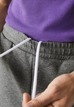 Acheter 😉 Lacoste Pantalon De Survêtement - Gris Chine ❤️ 7 Acheter 😉 Lacoste Pantalon De Survêtement - Gris Chine ❤️ -Pas Cher Lacoste Boutique 916dcd1ab9d74fd287efcbc4a573e50c