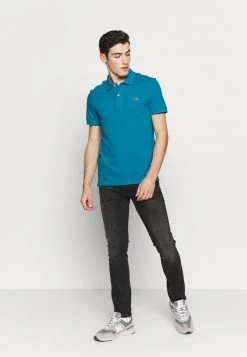 Acheter ⭐ Lacoste Polo - Willo ✨ -Pas Cher Lacoste Boutique 978676cb6597441cbc97834250802c14