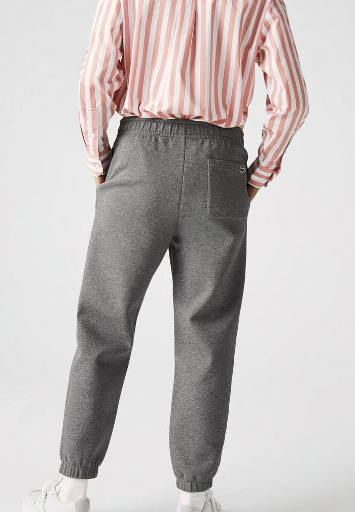 Budget ❤️ Lacoste Pantalon De Survêtement - Gris Chine ⭐ 3 Budget ❤️ Lacoste Pantalon De Survêtement - Gris Chine ⭐ – Image 3
