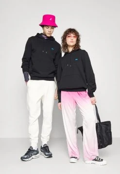 Acheter 👏 Lacoste UNISEX EXCLUSIVE - Sweat à Capuche - Black 👍 -Pas Cher Lacoste Boutique b200f500f46544e39379002fdd27a508