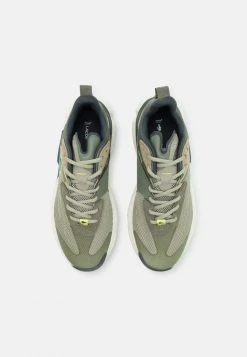 Meilleur prix ⭐ Lacoste ACESHOT - Baskets Basses - Khaki/light Yellow 👍 9 Meilleur prix ⭐ Lacoste ACESHOT - Baskets Basses - Khaki/light Yellow 👍 -Pas Cher Lacoste Boutique b89419e10fe34101be95dd9ea6ed652a