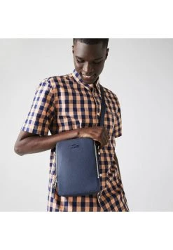 Bon marché 😉 Lacoste CHANTACO - Sac Bandoulière - Marine 🧨
