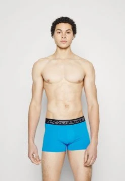 De gros 🎉 Lacoste 3 PACK EXCLUSIVE - Shorty - Black/black/ibiza ✔️ -Pas Cher Lacoste Boutique d52d01db195649ec92a9a26656fd7f90