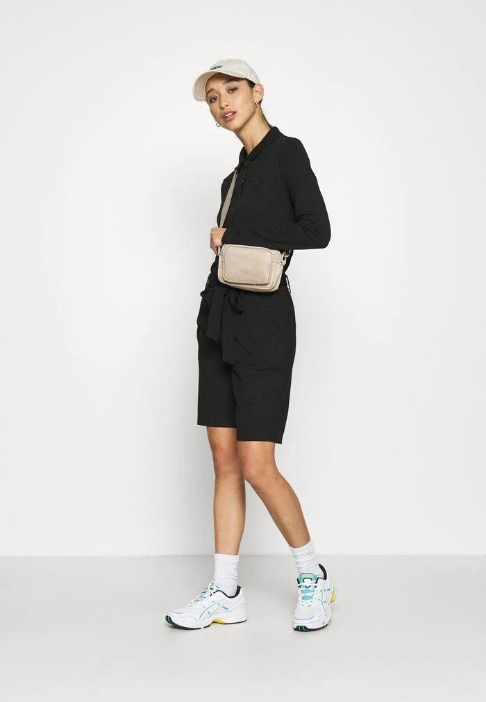 Coupon 💯 Lacoste Polo - Black ✨ 2 Coupon 💯 Lacoste Polo - Black ✨ – Image 2