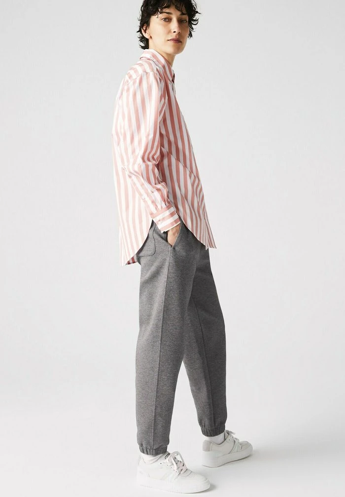 Budget ❤️ Lacoste Pantalon De Survêtement - Gris Chine ⭐ 4 Budget ❤️ Lacoste Pantalon De Survêtement - Gris Chine ⭐ – Image 4