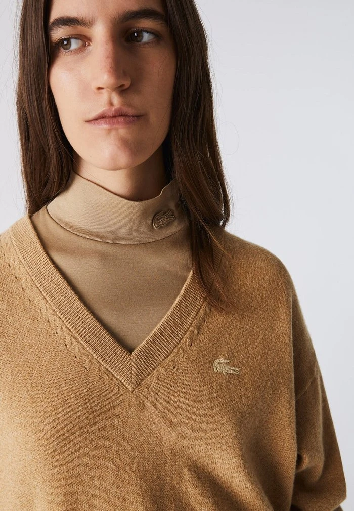 Nouveau ✨ Lacoste Pullover - Beige ✨ 3 Nouveau ✨ Lacoste Pullover - Beige ✨ – Image 3